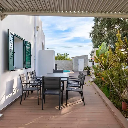 Holiday home Sol